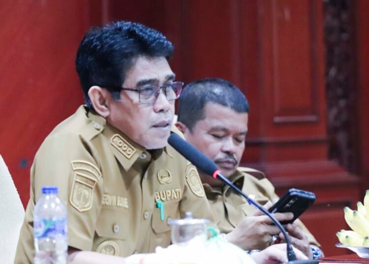 Komitmen 100 Hari Kerja Erwin Burase Di Rapat Kerja Perdana