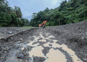 Antisipasi Musim Hujan, BPBD Parigi Moutong Keruk Sungai di Tiga Wilayah