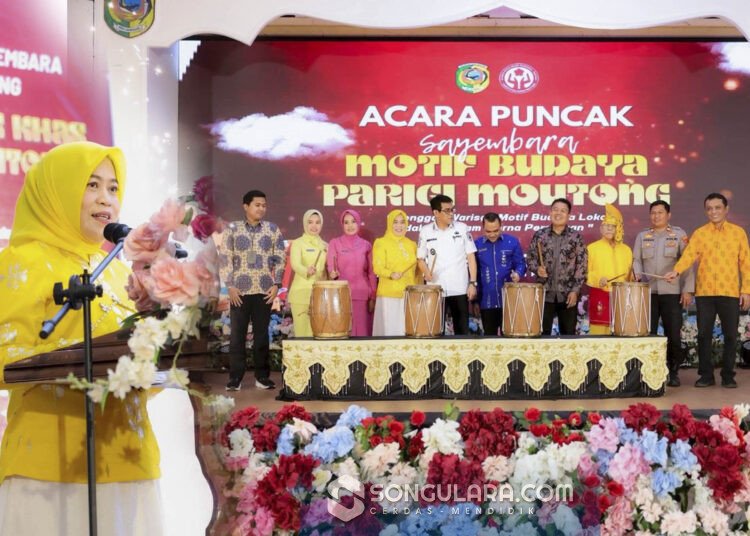 Dorong Ekonomi Kreatif, Dekranasda Parigi Moutong Launching Motif Budaya Khas Daerah