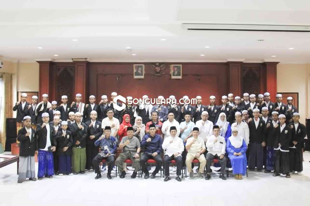 Bupati Erwin Burase Lepas Tim Dakwah Muda PPI Alkhairaat, Tekankan Dakwah Santun dan Bijaksana