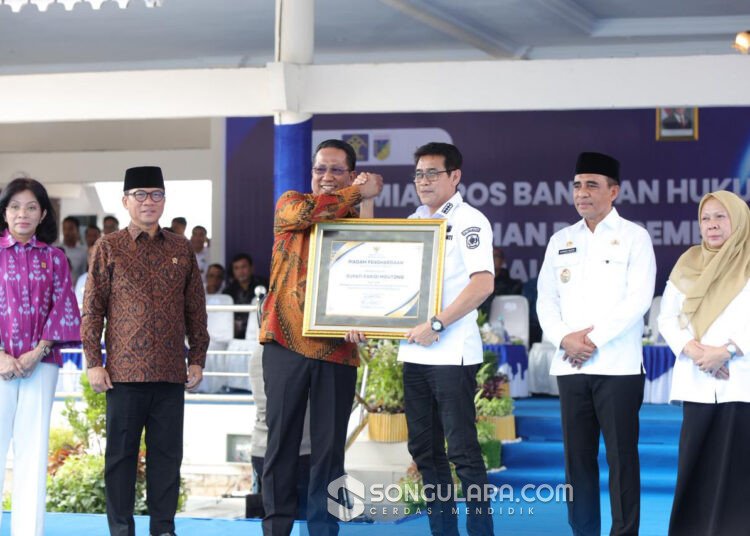 Parigi Moutong Borong Penghargaan Nasional Berkat Tata Kelola Desa dan Hukum Adat