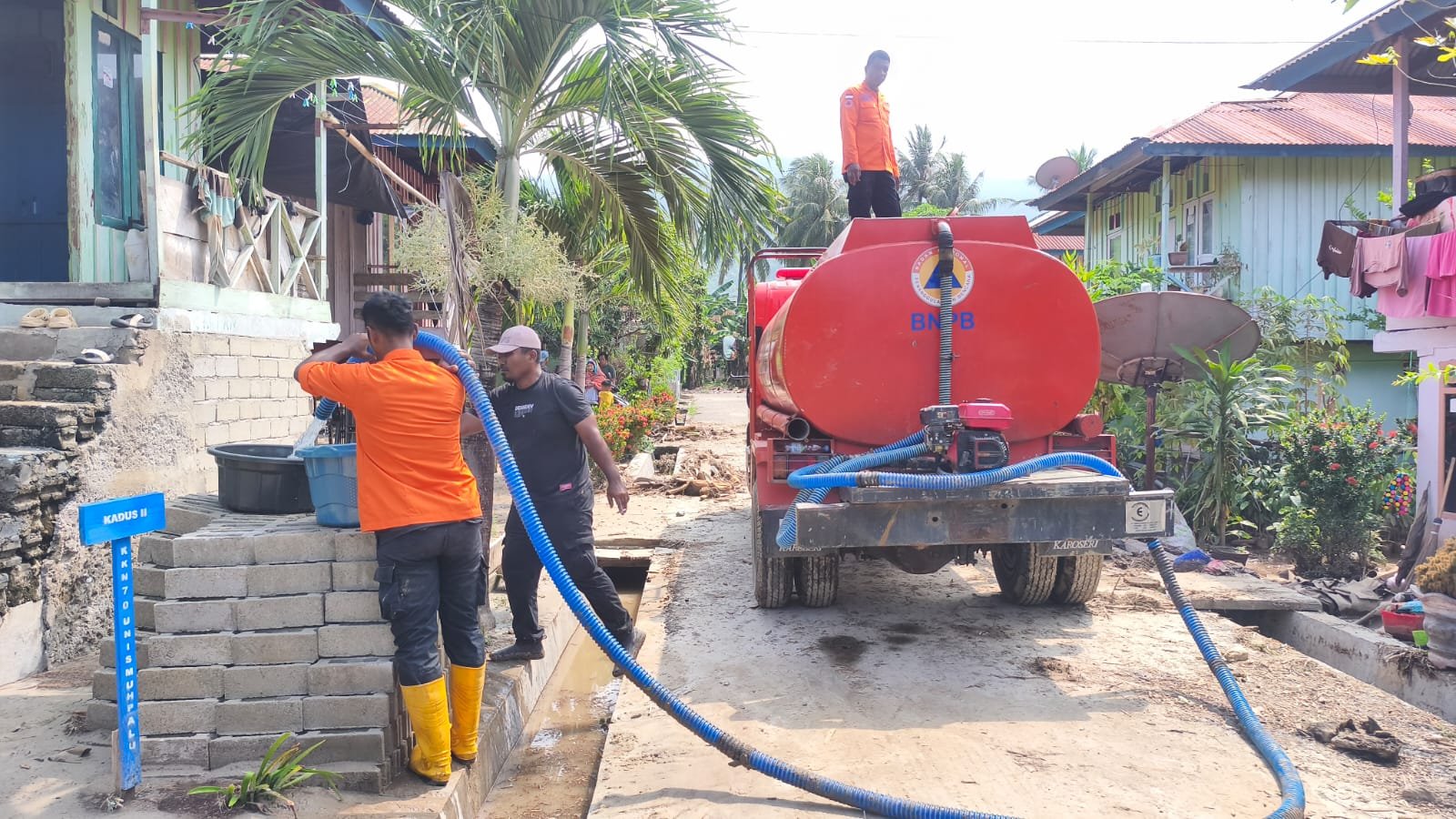 14 KK Masih Mengungsi Pascabanjir Avolua, Air Bersih Jadi Perhatian