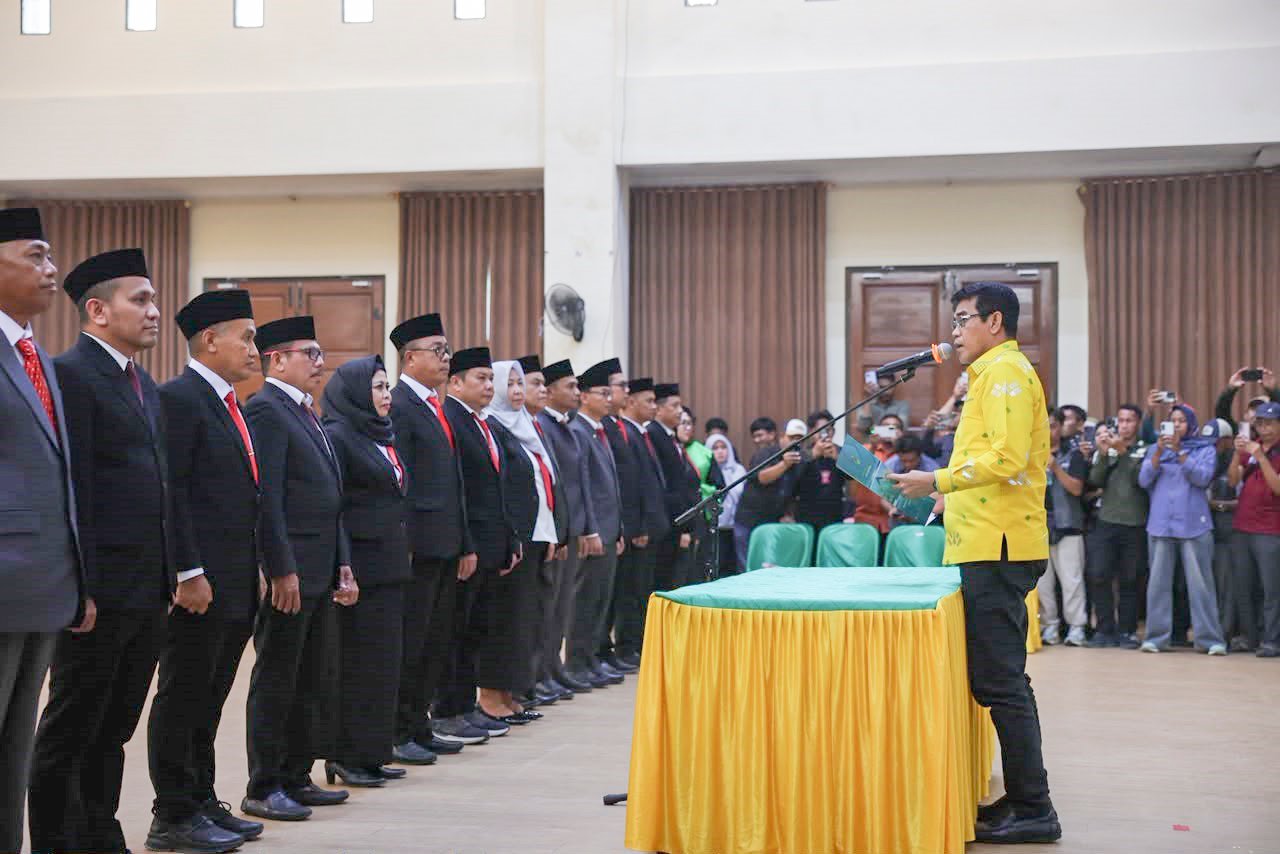 Erwin Burase Lantik 18 Pejabat Eselon II Parigi Moutong, Ini Daftar Lengkapnya