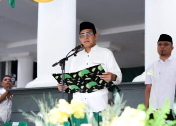 Pertama Kali Digelar di Kantor Bupati, Erwin Burase Pimpin Upacara Hari Santri